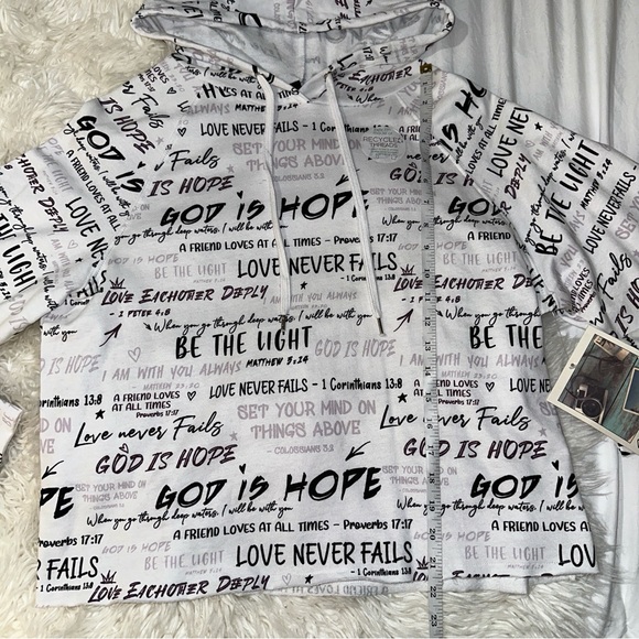 Vibe N’ | NWT Christian Religious God Biblical Quotes Graphic Print Hoodie - Picture 12 of 15